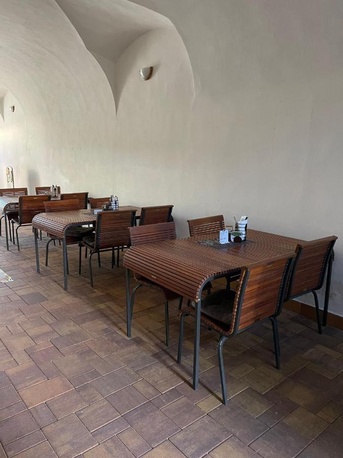 Hotel U Mesta Prahy Nachod Náchod Exterior foto